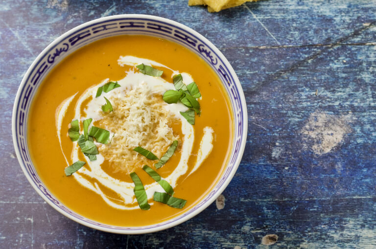 Creamy Keto Low-Carb Tomato Bisque Recipe