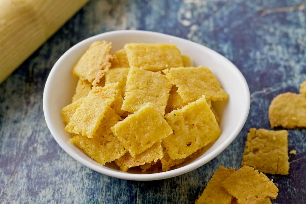 Low Carb Cheese Crackers - Keto Cheez-It Copycat