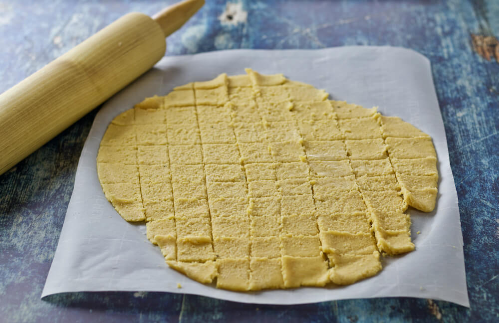 Low Carb Cheese Crackers - Keto Cheez-It Copycat - Dough Cut