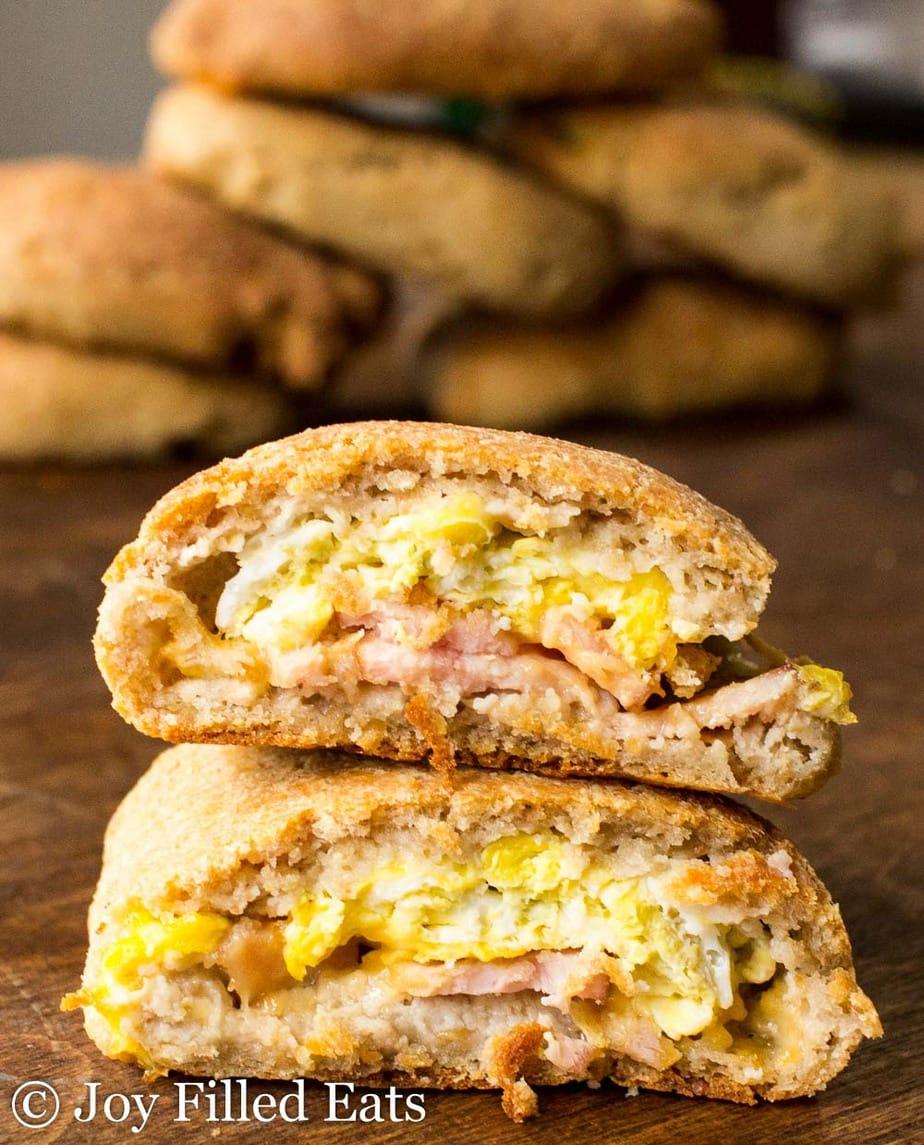 Delicious breakfast pockets for an easy Keto breakfast.