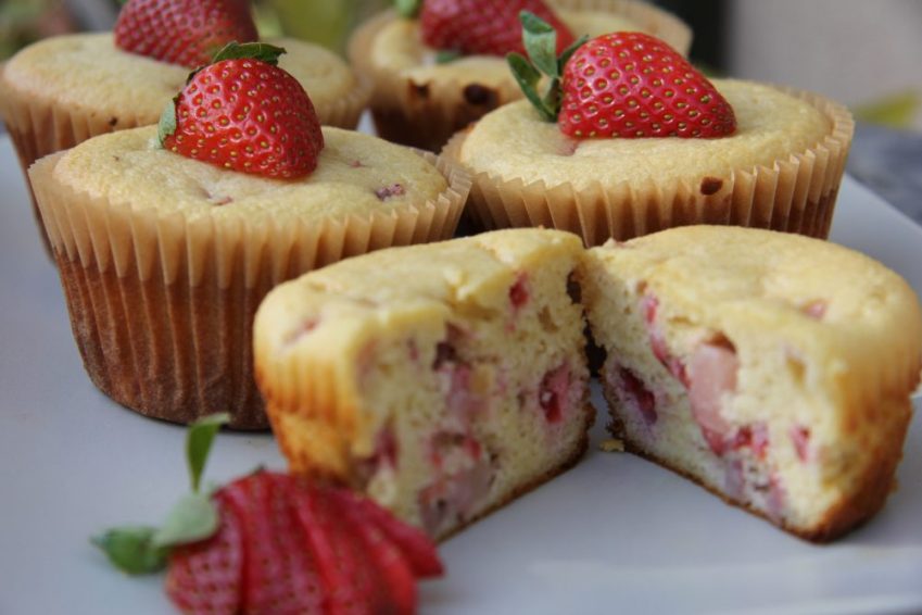 Strawberry Vanilla Muffin (Almond Flour)